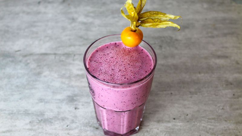 Best Meal Replacement Shakes in 2025: Tested & Compared